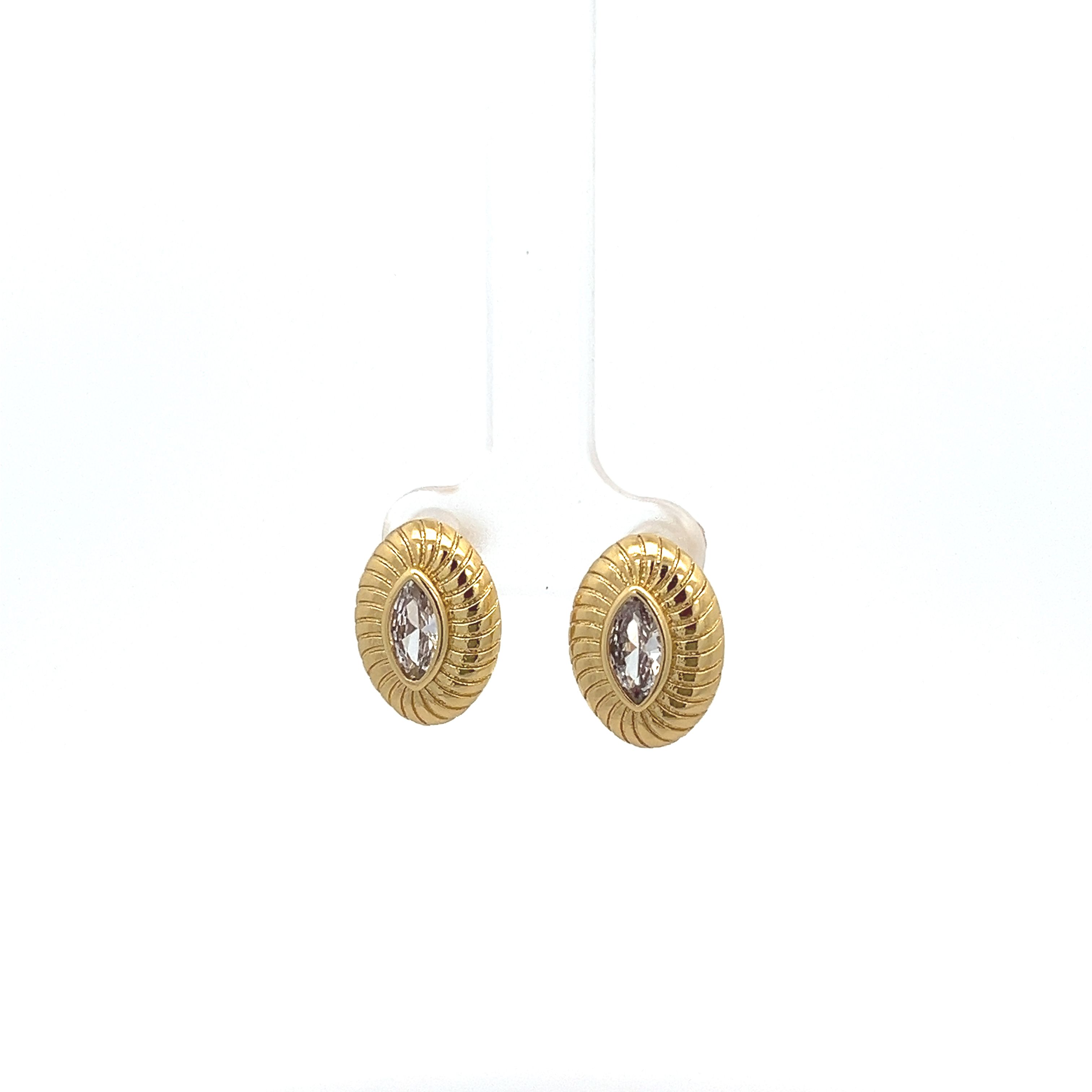 OVAL DIAMOND STUDS 