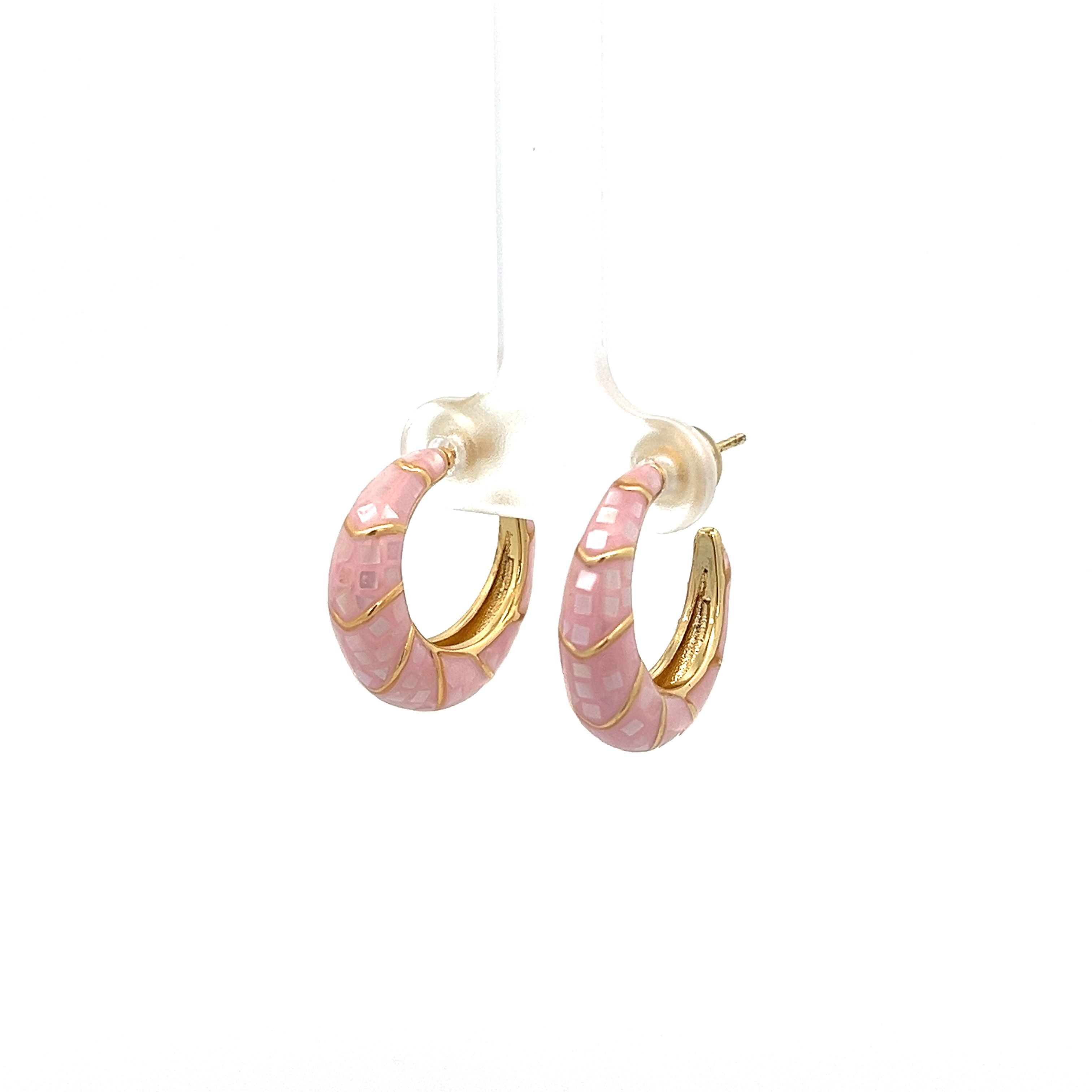 DRIP OIL PATCH SHELL EARRING