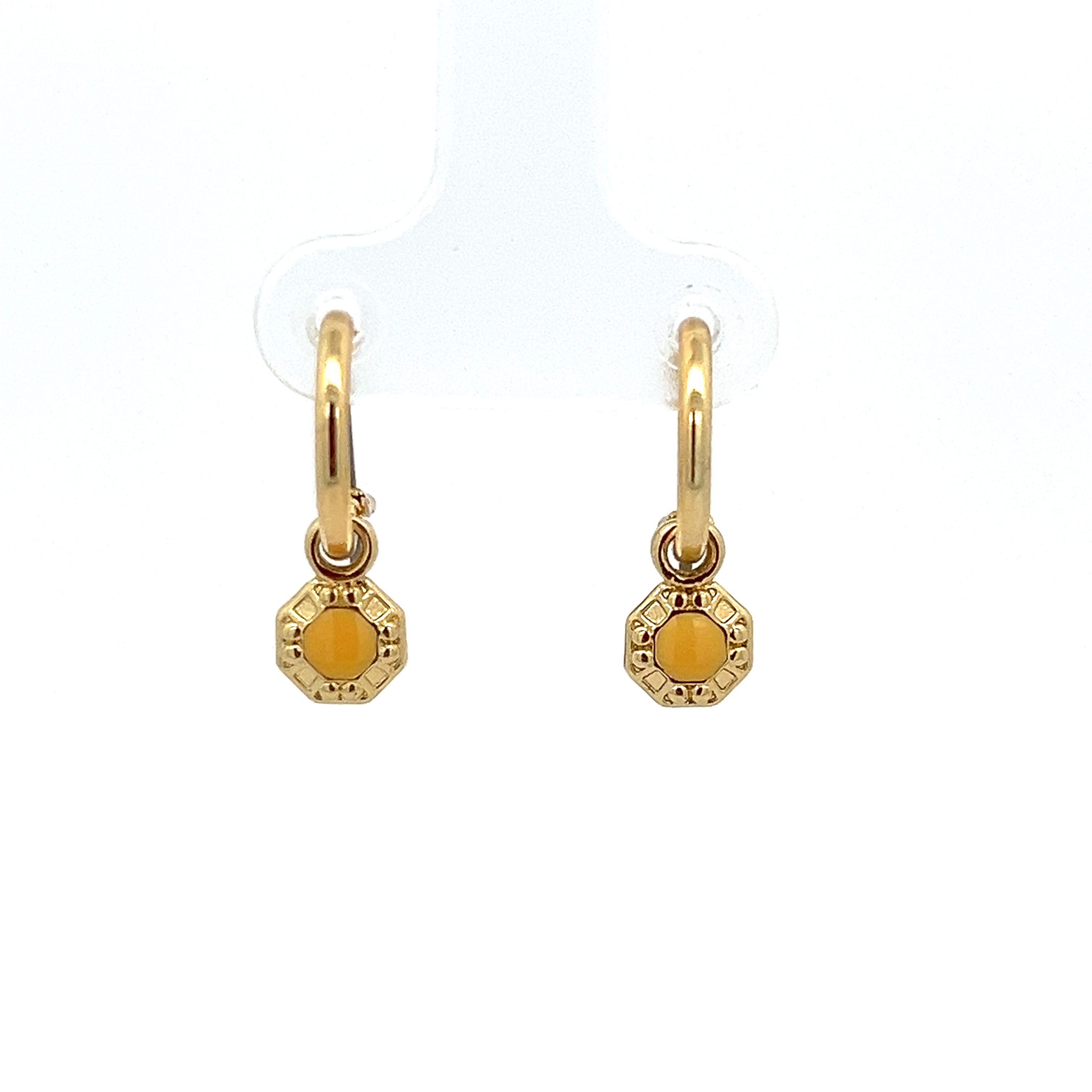 BUTTER-COLOURED ENAMEL EARRING