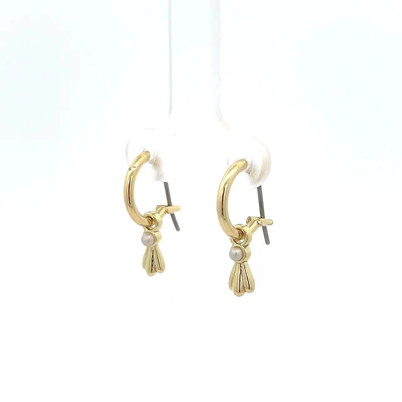 FRESHWATER PEARL EARRING