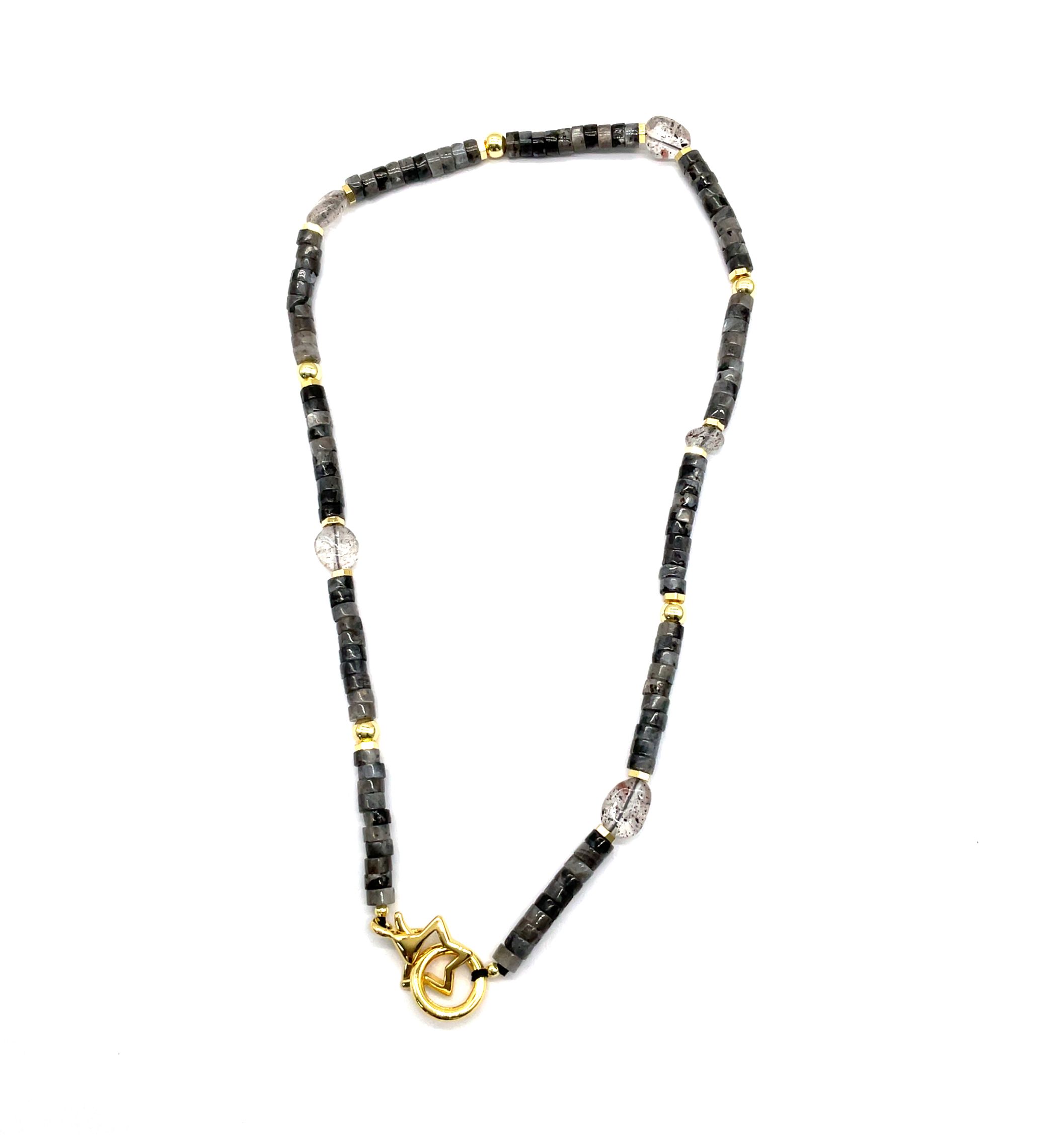 BLACK GLITTER ROUND PIECES STAR NECKLACE