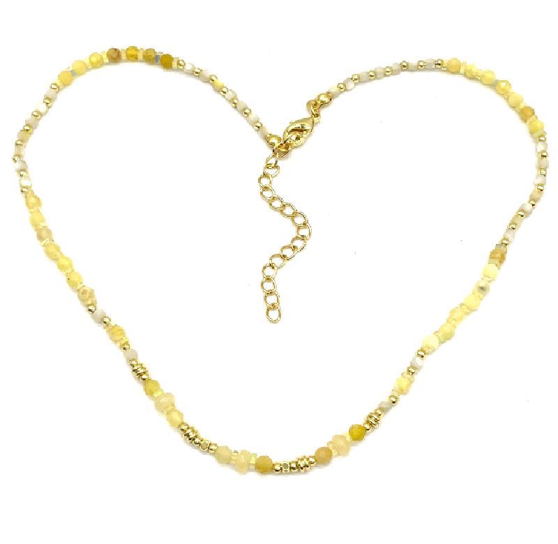 BEIGE YELLOW JADE NECKLACE 