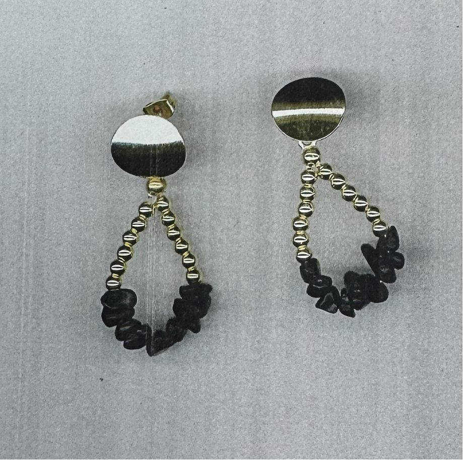 OBSIDIAN STUD EARRINGS