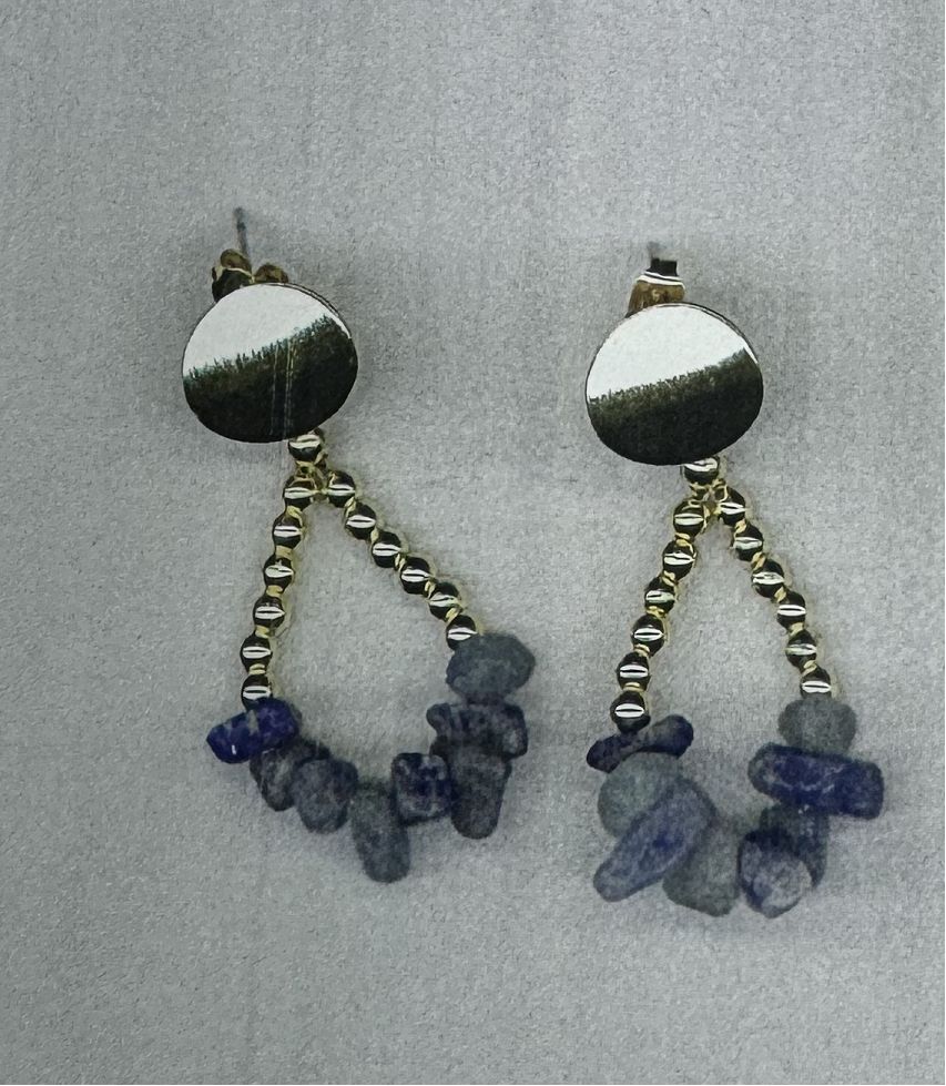 BLUE DONGLING NECKLACE