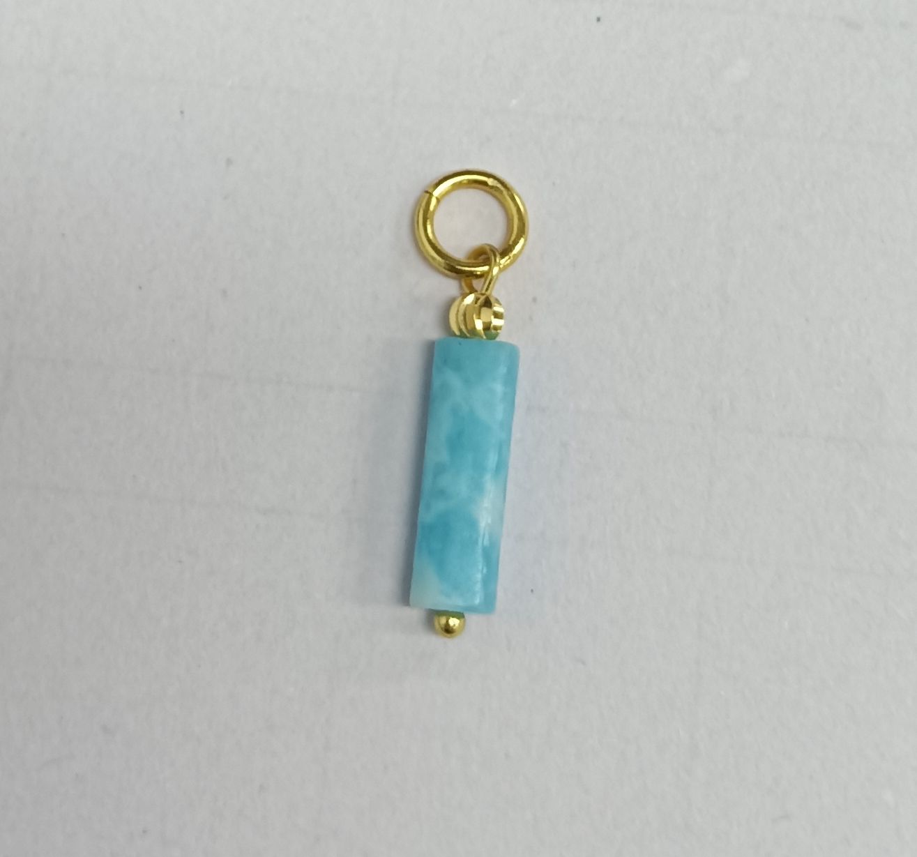 CRYSTAL BLUE CYLINDRICAL PENDANT
