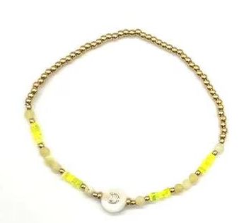 “D” LETTER BEADED BRACELET