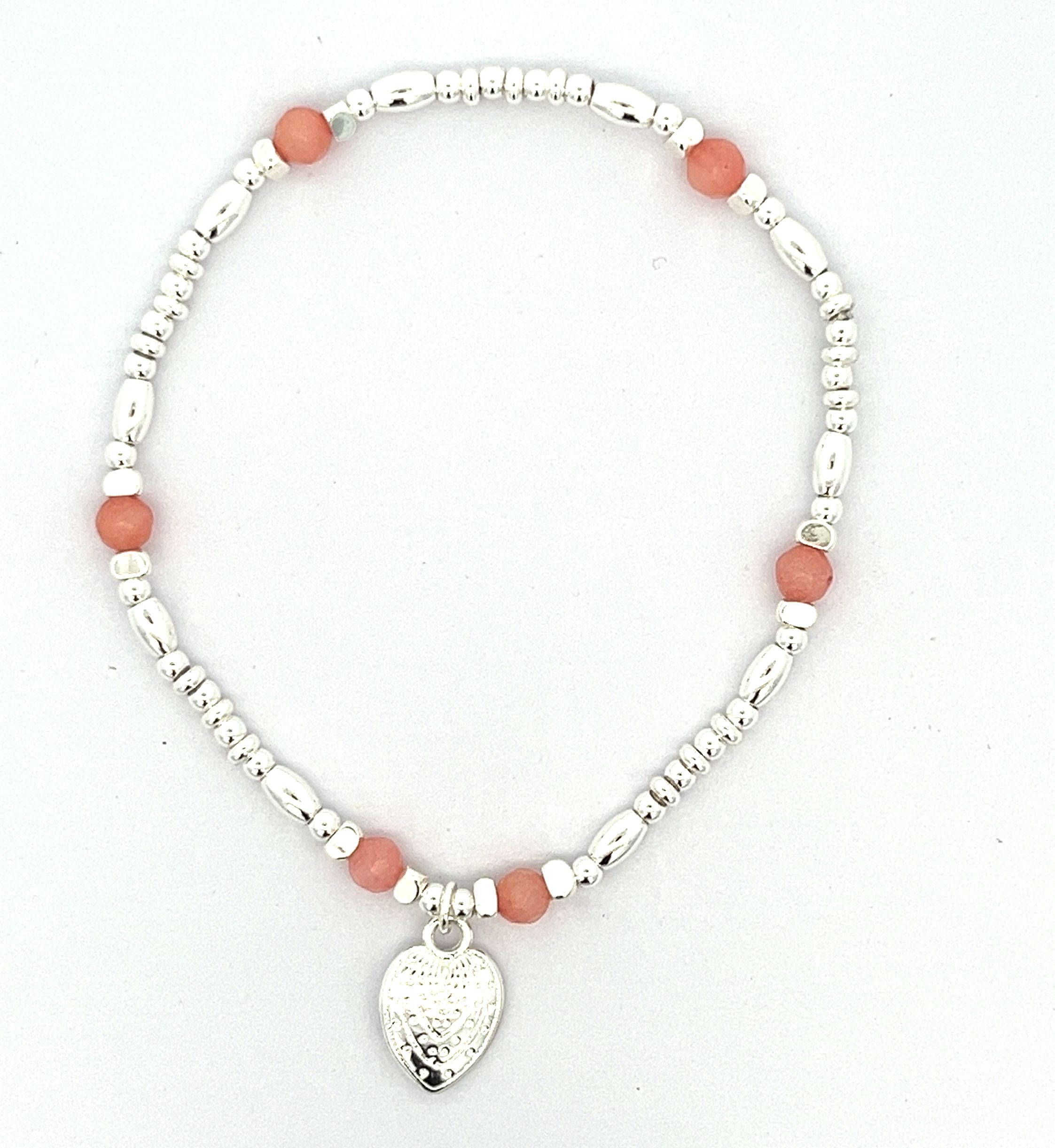 SILVER HEART-SHAPED PENDANT BRACELET